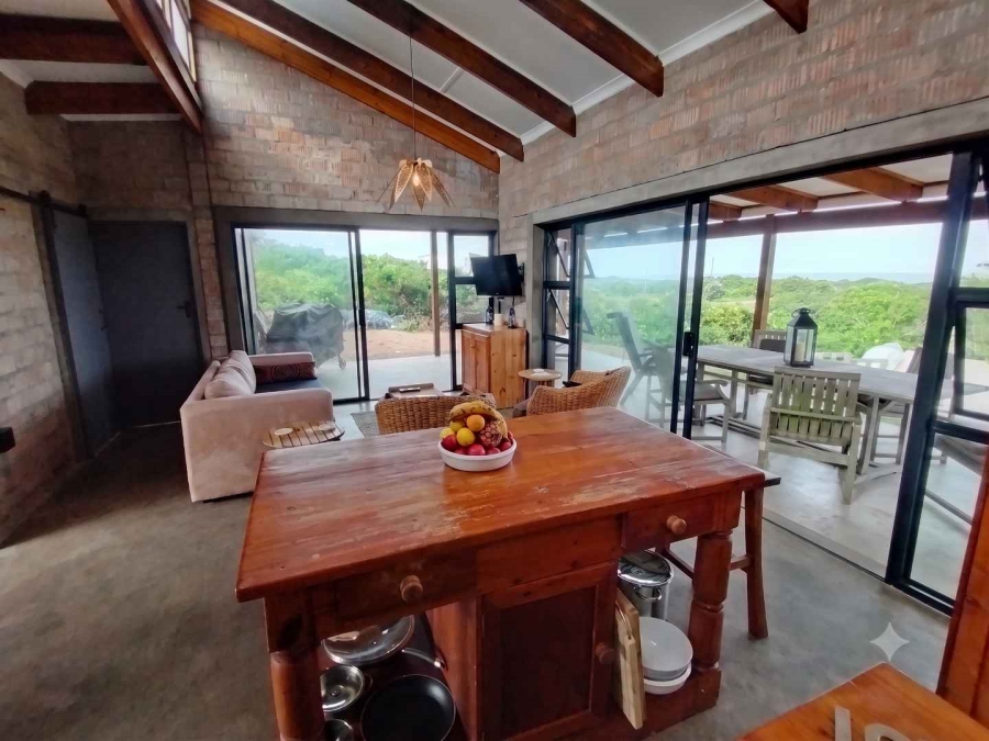 2 Bedroom Property for Sale in Cannon Rocks Eastern Cape